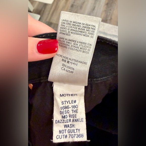 MOTHER Women's Black Jeans, size 33 - Picture 5 of 7